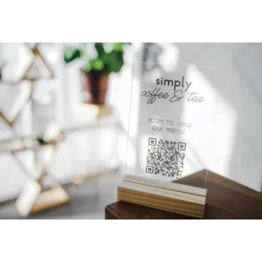 Wooden base with QR code