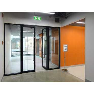 Floor-standing Infostand with A4 aluminum snap frame